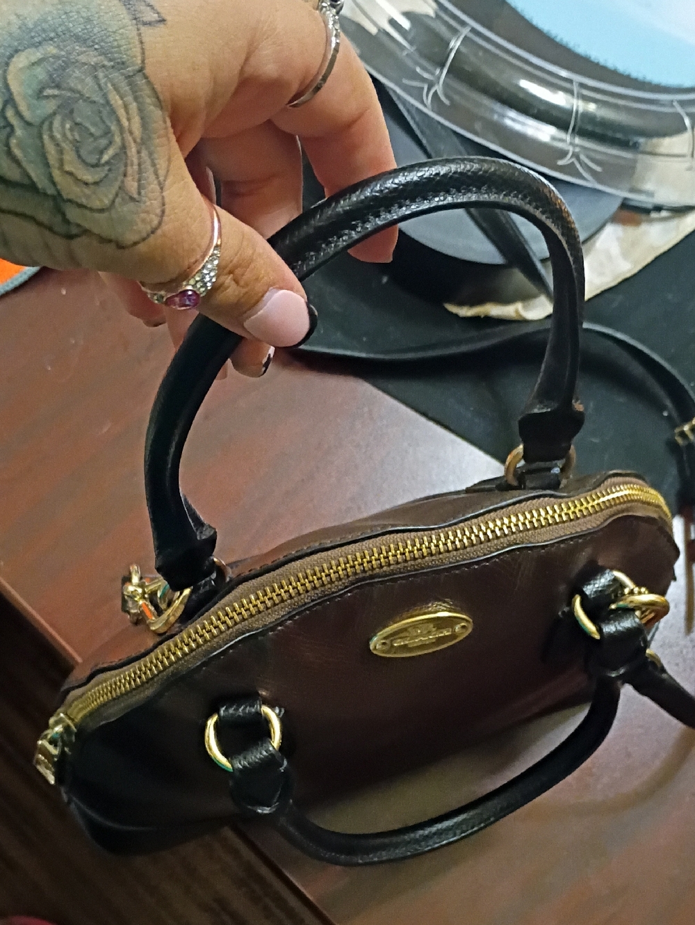 Mini Coach Cora Domed Satchel - Picture 5 of 11